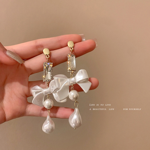25 Silver Needle Korean Style Pearl Diamond Bow Earrings Sweet Fashion Ear Studs Design Net Red Tide Ear Jewelry 