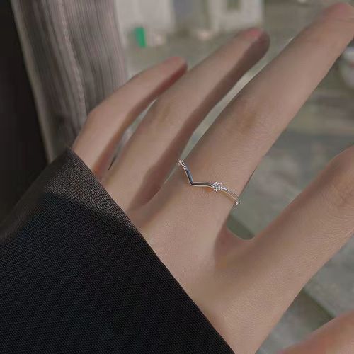 925 silver flash diamond v-shaped ring female cold wind advanced ins non-fading niche design ring fat hand adjustable