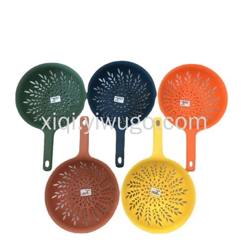 fashion long handle wheat ear flower fruit and vegetable drain basket with handle drip colander kitchen hollow spoon wholesale rs-4934