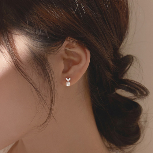 cute rhinestone pearl love stud earrings female temperament japanese korean fashion simple all-match student earrings exquisite gift