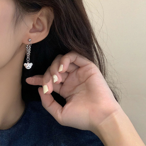 south korea dongdaemun retro panda pendant earrings female fashion design sense little fairy cute chain bear earrings