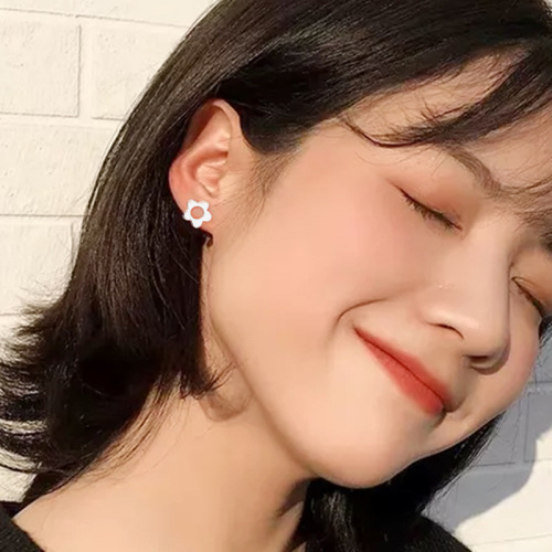 Fairy Flower Stud Earrings Female Simple Student Fresh Cute Sweet Earrings Korean Style elegant Style Small Flower Earrings for Women