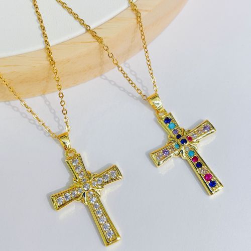 European and American Simple Niche All-Match Copper Zircon Micro-Inlaid Color Cross Necklace Pendant Accessories Men‘s and Women‘s Same Personality