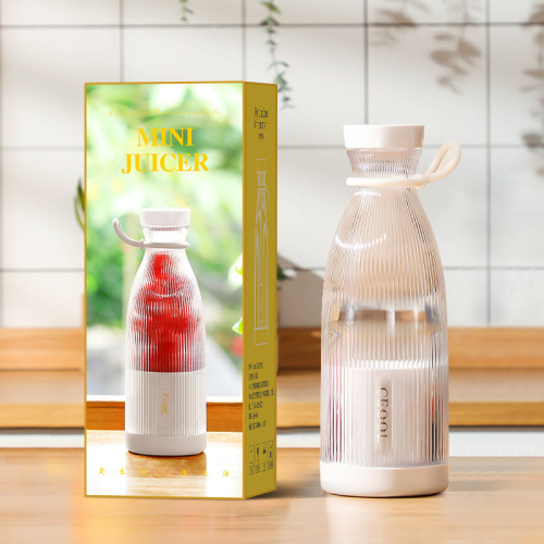 factory wholesale new hot mini household juicer portable juicer cup electric small white juicer