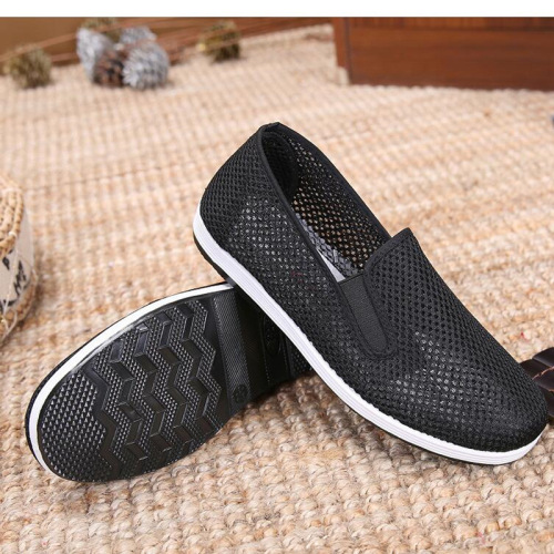 Old Beijing Cloth Shoes men‘s Breathable Dad Sneakers Canvas Work Shoes Slip-on Non-Slip Driving Summer Black Men‘s Mesh Shoes 