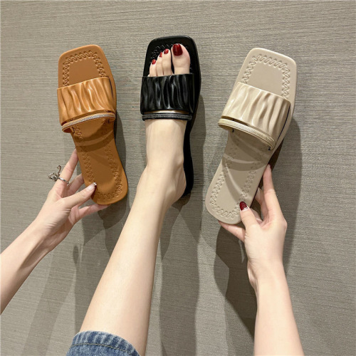 square toe women‘s slippers fashionable outdoor summer soft bottom single-layer shoes all-match flat bottom flip flops 2022 new low heel slippers