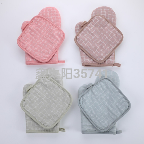 New Style Thick Design High Temperature Resistant Plaid Microwave Oven Gloves Mat 2-Piece Set Mixed Color Foreign Trade Export