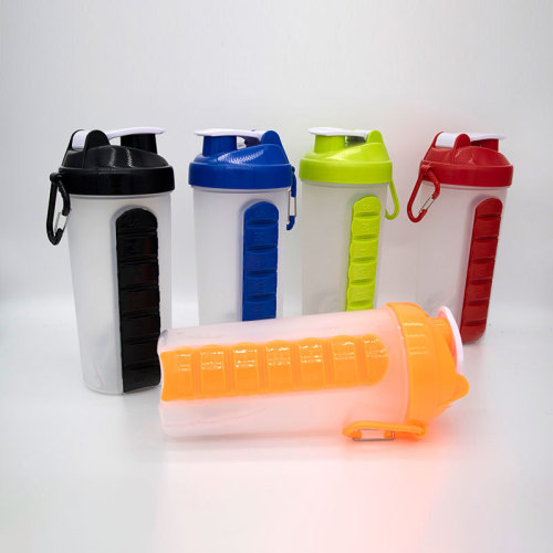 sealed protein powder seven-day pill box shake water cup fitness kettle outdoor sports plastic pill box cup can be used as logo