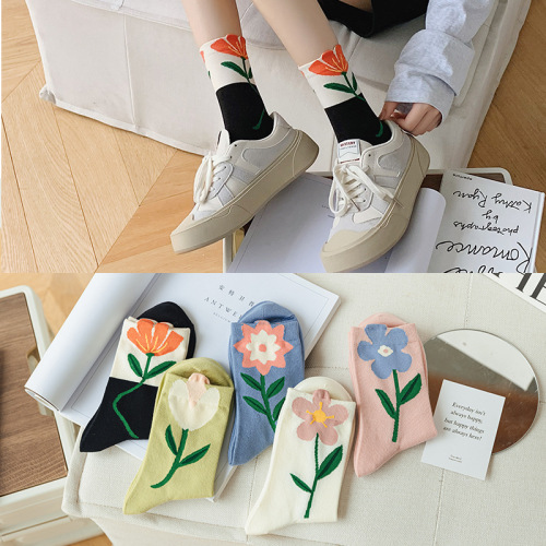 spring and autumn new mid-calf length socks women‘s mori three-dimensional flower cotton socks breathable long women‘s socks manufacturers send on behalf of