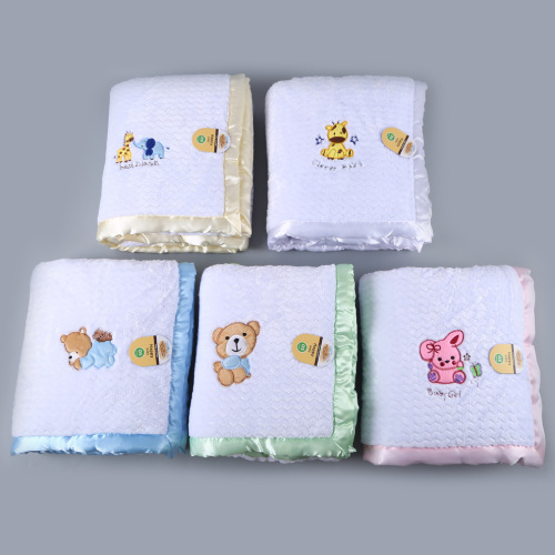 Soft and Comfortable Children‘s Cartoon Animal Embroidery Blanket Baby Autumn and Winter Stroller Cloud Blanket Multi-Color Newborn Swaddling Quilt