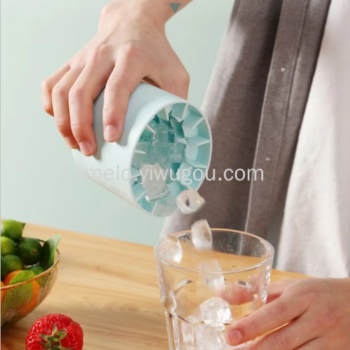 Silicone Ice Tray， ice Cube Maker. 635