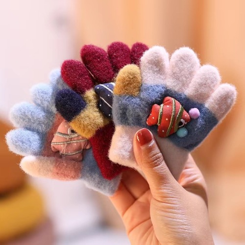 baby winter cartoon fish baby warm boys and girls cute knitted wool gloves factory batch 1-3 years old