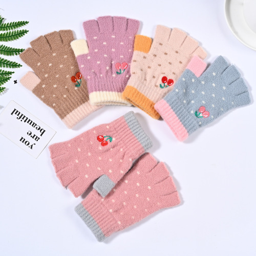 winter korean women‘s high school students half finger knitted gloves outdoor cartoon warm gloves baby gloves wholesale