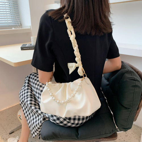 Western Style Pleated Beaded Chain Personality Fashion Women‘s Bag Crossbody Bag Shoulder Bag