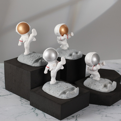 astronaut mobile phone holder spaceman model storage ornaments car decorations resin crafts creative gifts