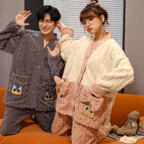 winter couple pajamas women‘s cardigan v-neck kimono flannel thickened warm men‘s homewear can be worn outside