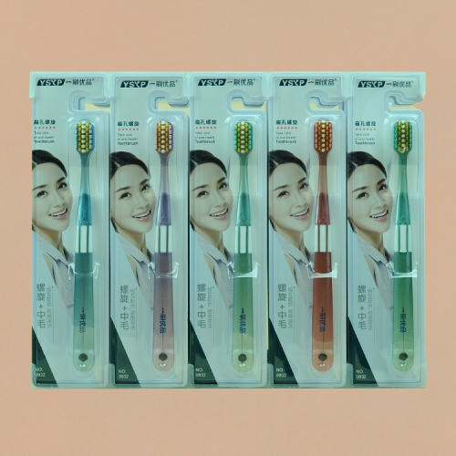 Yiwu Daily Necessities Toothbrush Wholesale One Brush Youpin 9932 Spiral + Medium Hair Soft-Bristle Toothbrush