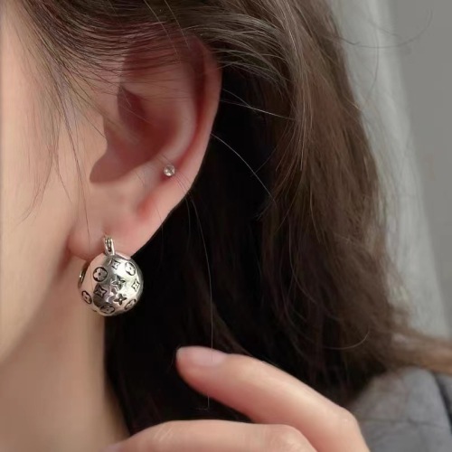 jewelry s925 silver round earrings new presbyopic ball ear buckle temperament cold wind ear buckle heavy industry earrings