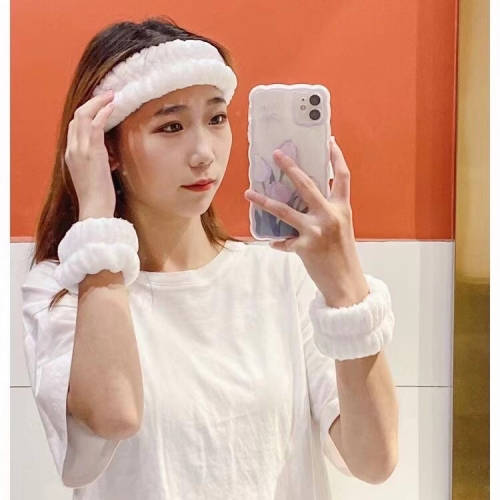 wrist strap hair band face mask convenient and hygienic， sweat towel