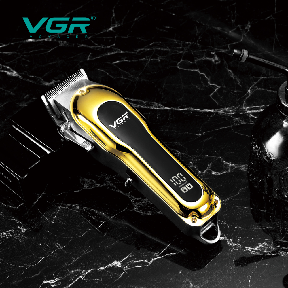 VGR680 All-Metal Electric Hair Clipper Fine-Tuning Gradient Oil Head Hair Cutter LCD Digital Display Electric Trimmer