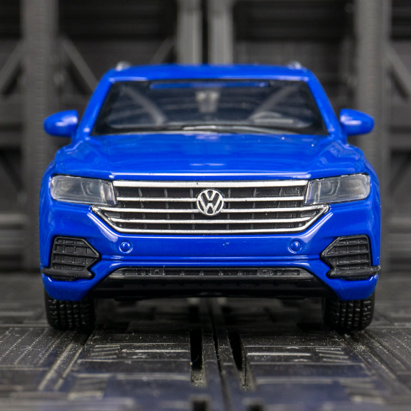 1:36 Volkswagens Touareg SUV Alloy Car Model Diecasts Metal Toy Vehicles Car Model Simulation Pull Back Collection