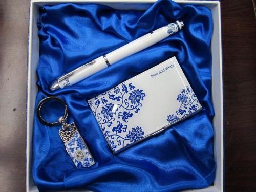 [Recommendation] Blue and White Gift Conference Promotion New Exotic Gift Business Set 