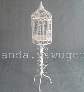 floor standing bird cages