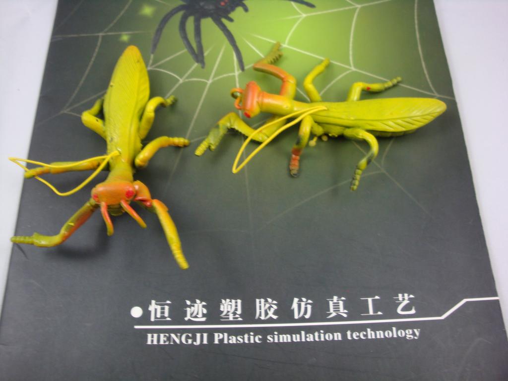 praying mantis toy plastic