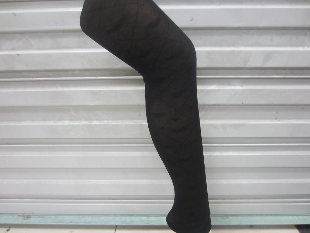 pantyhose down