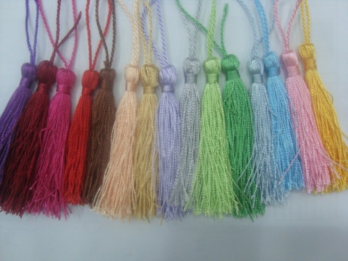 Factory Direct Selling Polyester Tassels of Various Specifications， 8cm Tassel， Craft Tassel 