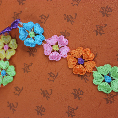 Six-Color Cycle Water Soluble Polyester Flower Bar Code Lace