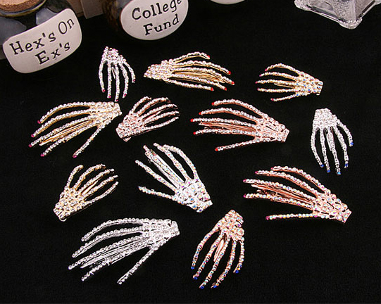 Japan Harajuku Style skull and bone hairpins, spring rose gold white diamond