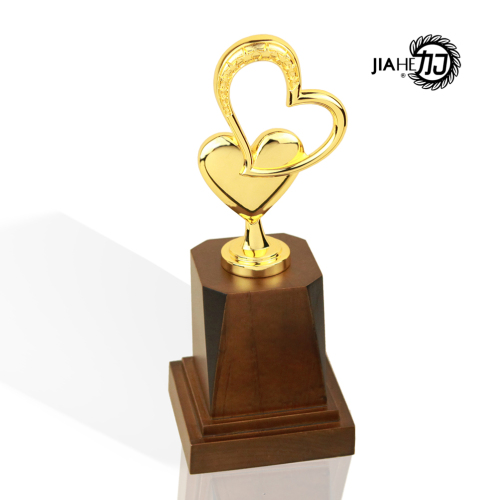 Lujia Trophy Concentric Love Trophy Personalized Trophy Metal Female Trophy Customization 