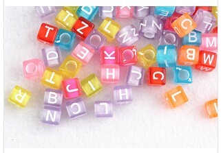 100 Pcs Rainbow Loom Rubber Band Beaded Transparent Colorful Large Hole Square Letter Beads