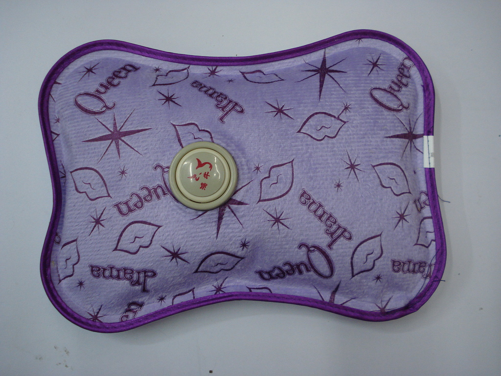 高品质插电热水袋 电热水袋 暖手袋 暖手宝 电暖宝 暖水袋 电热饼批发