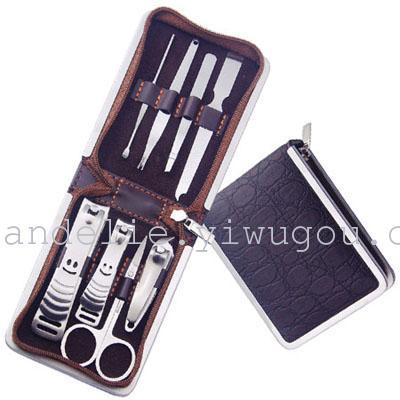 Beauty Manicure Set， Nail Clippers， Eyebrow Tweezers， File