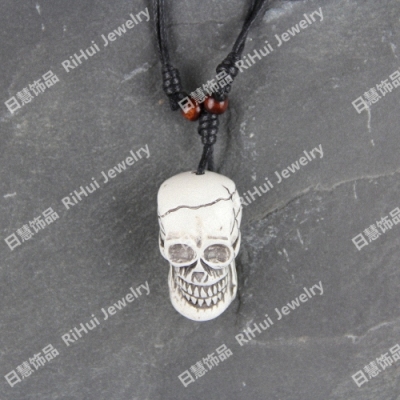Resin horn necklace mystery element totem accessories men fear big skull X0194