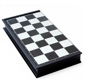 中号黑白棋子国际象棋欧洲西洋棋磁性塑料折叠培训专用