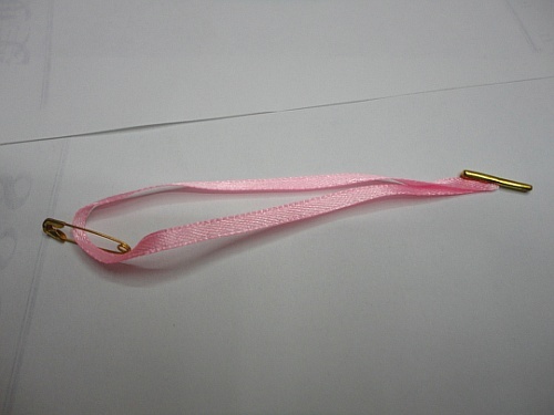 advanced black ribbon gold pin hanging wire customized in various colors