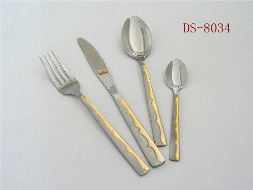knife， fork， spoon