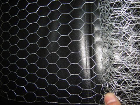 hexagonal wire net， chicken net， wringing net， galvanized barbed wire/