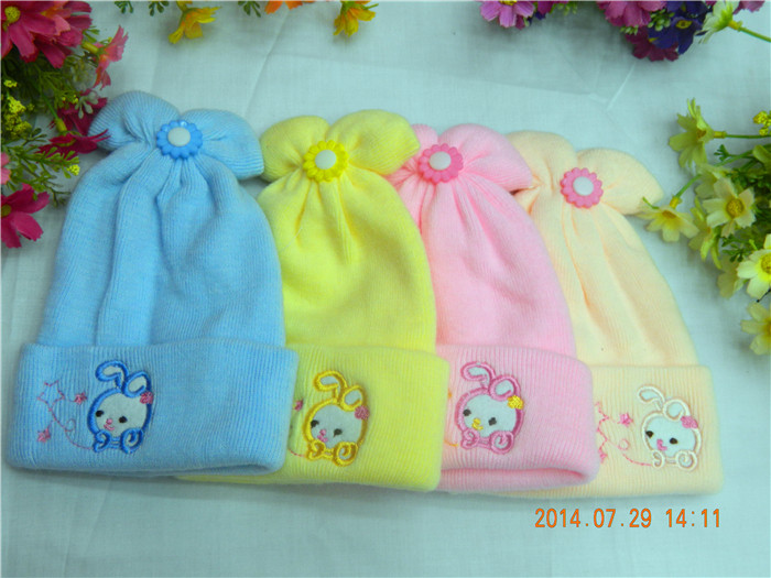 Yiwu foreign trade original children's hats baby hedging caps embroidered cashmere knit hat rab