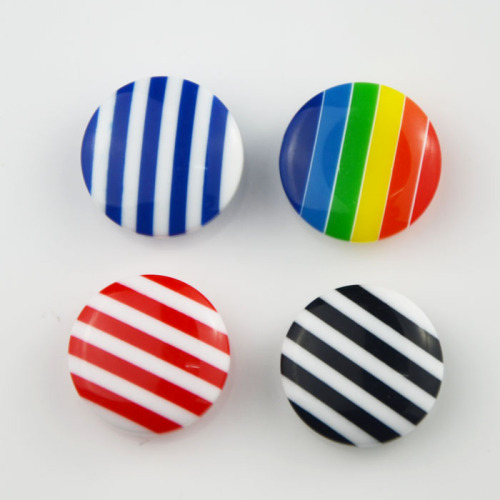 high-grade resin rainbow button children‘s sweater button beautiful coat button color button wholesale