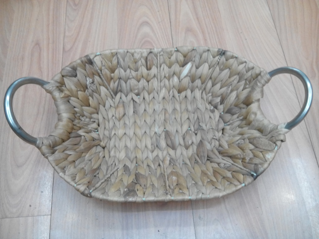 纯天然胡草手工编织椭圆形不锈钢手柄面包筐 货号sf10066