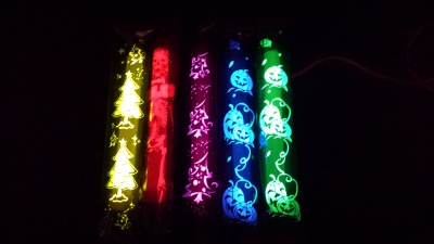 6 glow sticks