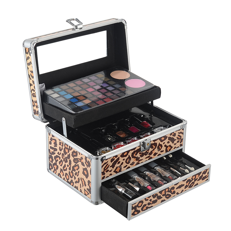 Supply MAGIC COLOR authentic professional makeup kit retro makeup box 