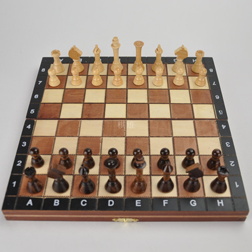 Wooden Pressing Line Chess