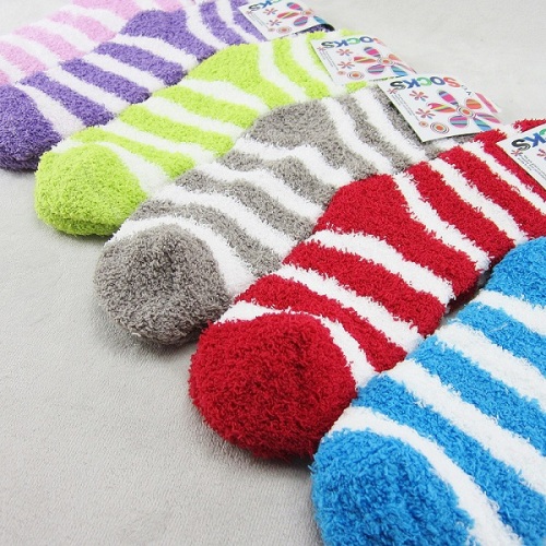 new yiwu good goods stall color strip candy color coral velvet socks half velvet socks floor towel adult women‘s socks