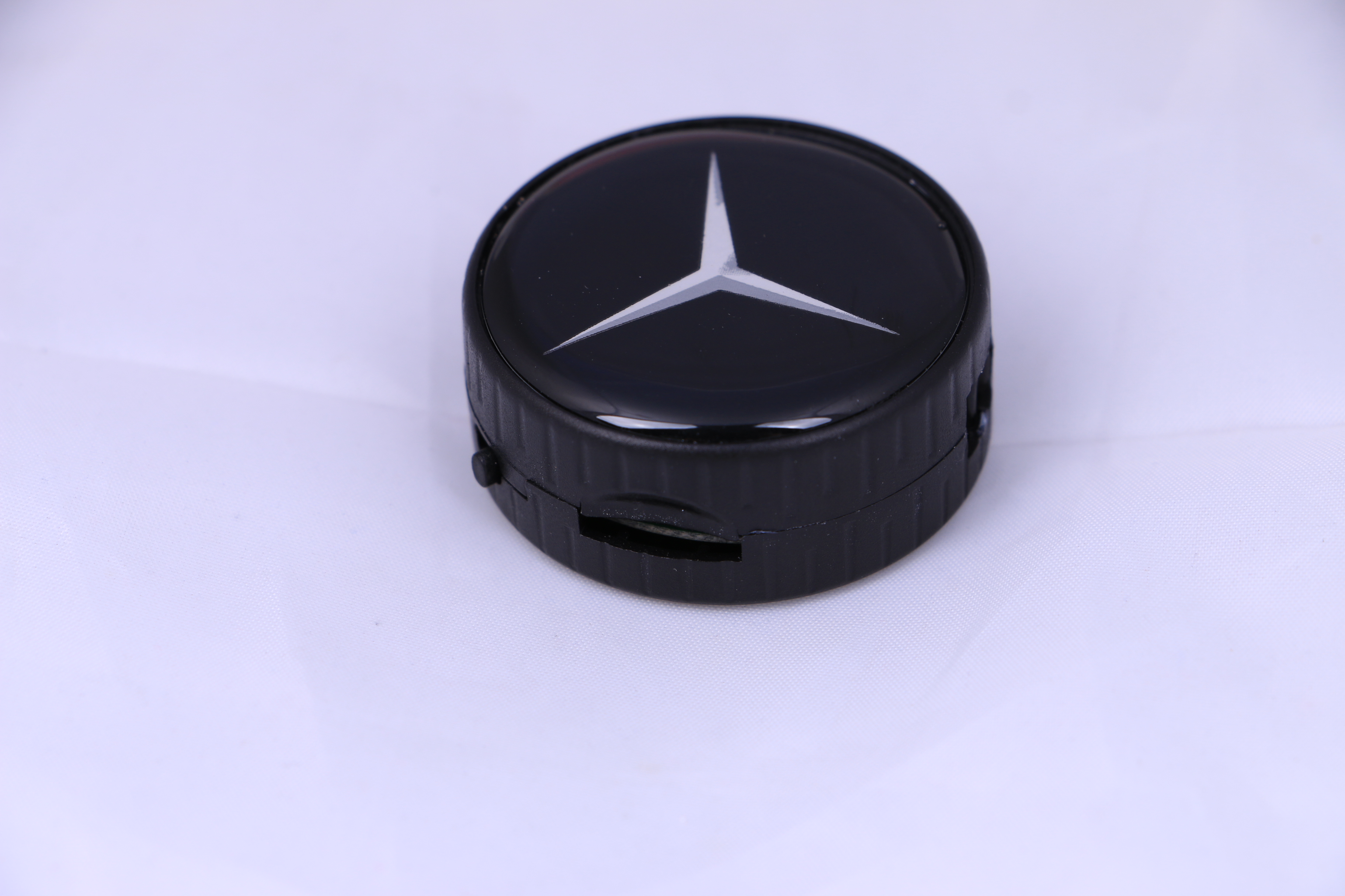 奔驰商标型mp3播放器