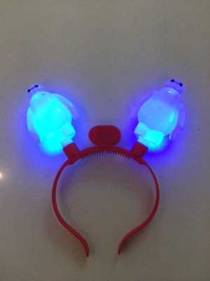 In 2015 the new flash of white light luminous horns hairband hairpin toys wholesale sales